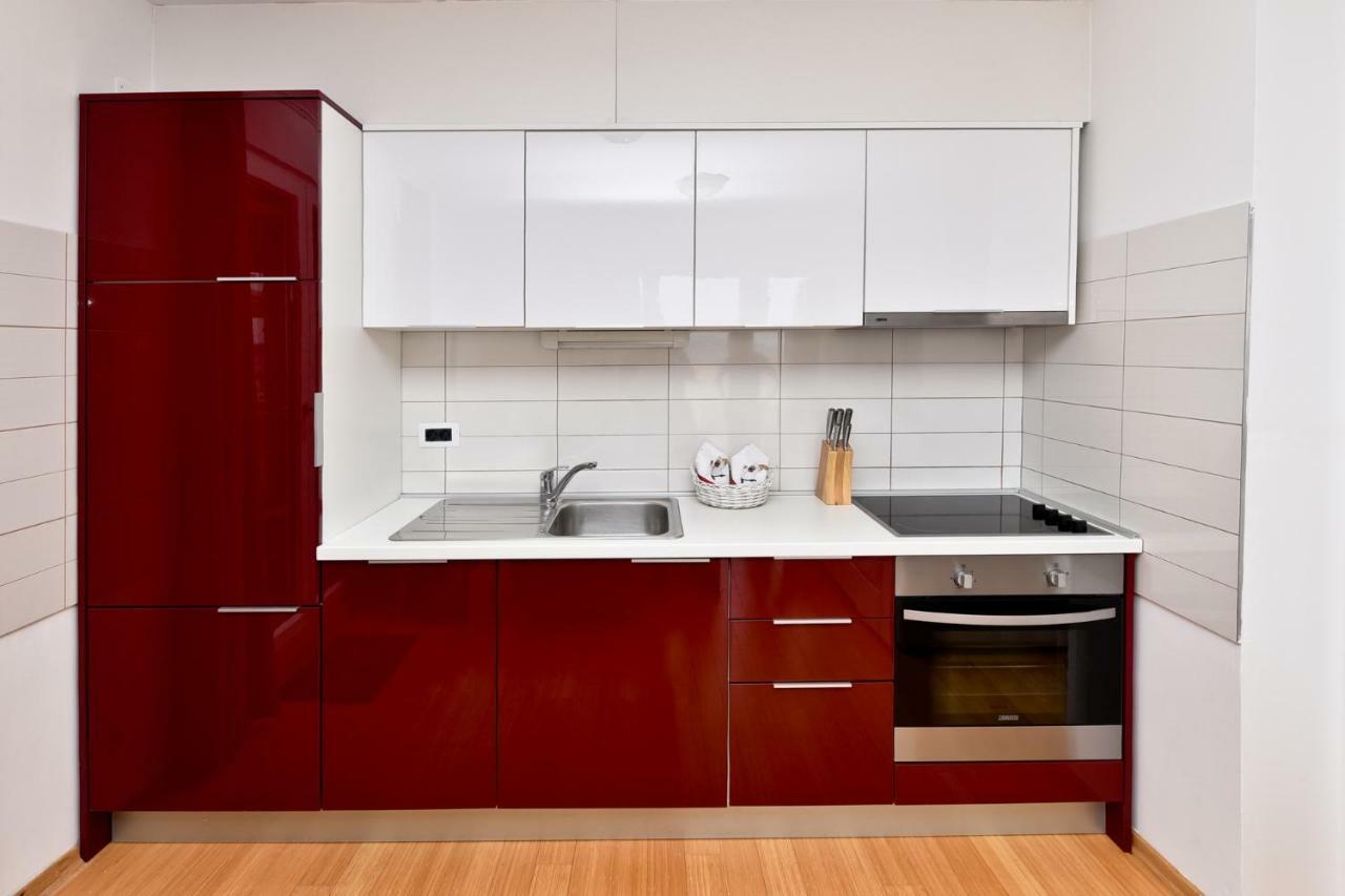 Apartmani Astrado Petrcane Ngoại thất bức ảnh